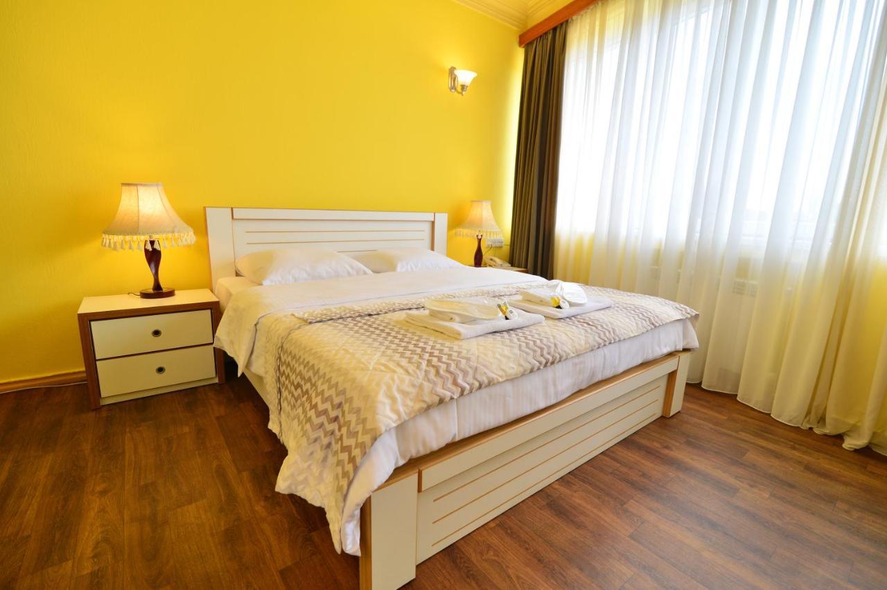 Hotel Blissdom Tiflis Exterior foto