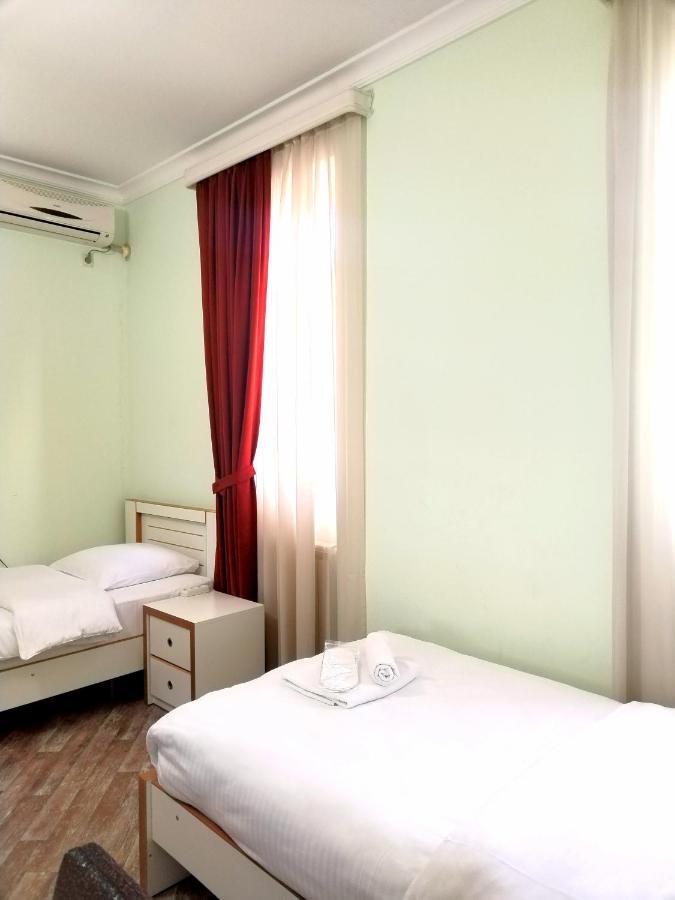 Hotel Blissdom Tiflis Exterior foto