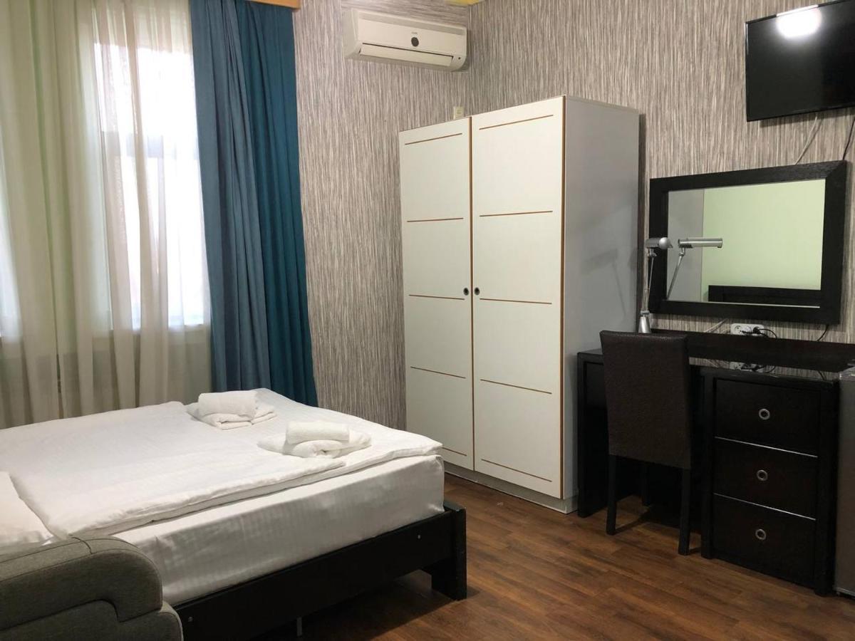 Hotel Blissdom Tiflis Exterior foto